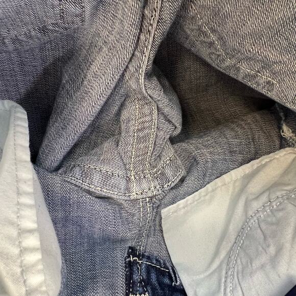 Vigoss Jeans Women's Size 3/4 Chelsea Capri Heritage Fit Raw Hem Bling Flashy - Picture 15 of 16